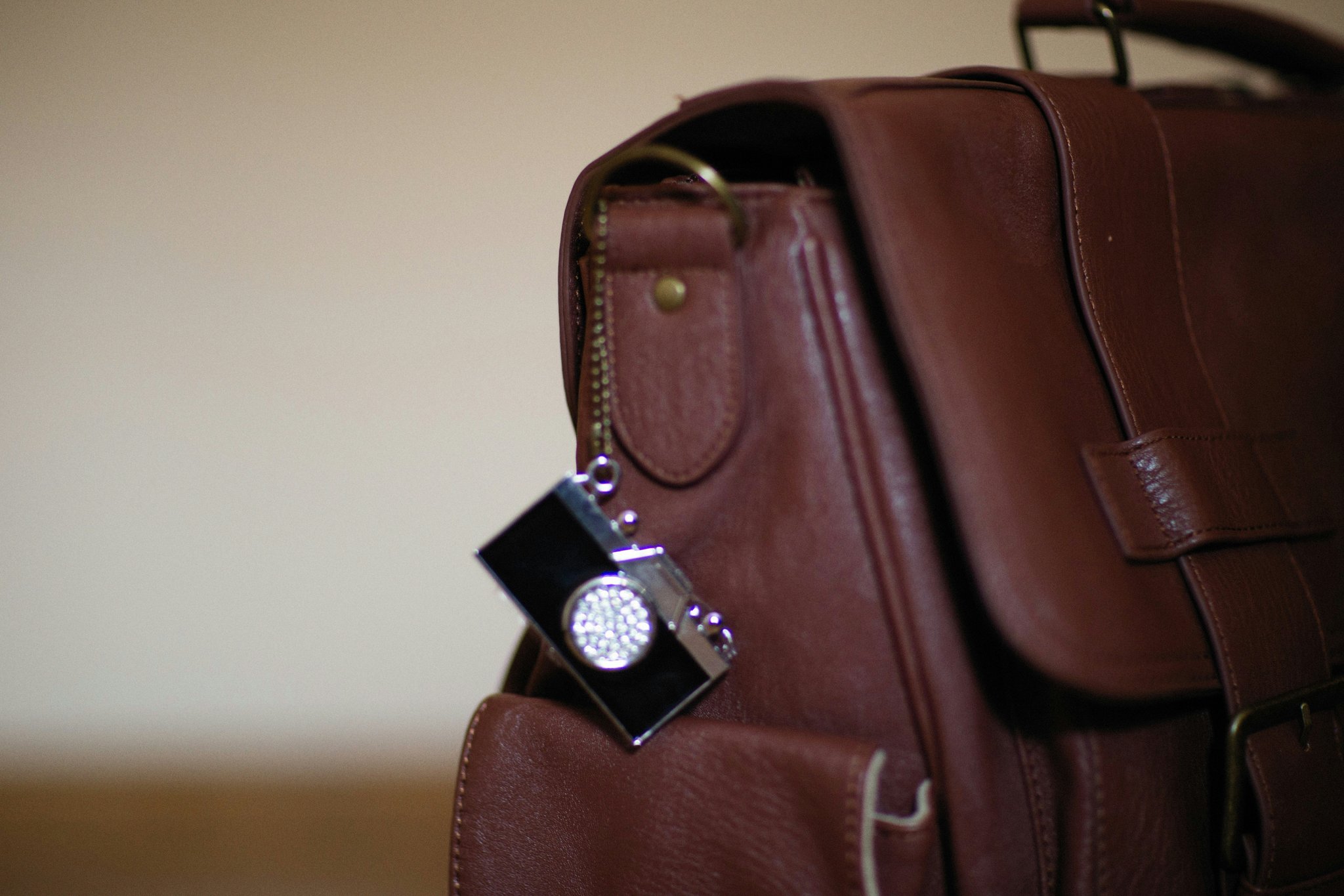 Table comparing features of top luggage location insurance plans